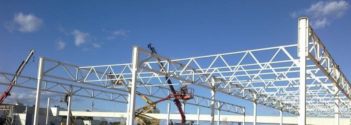 Nave industrial construida por GCE